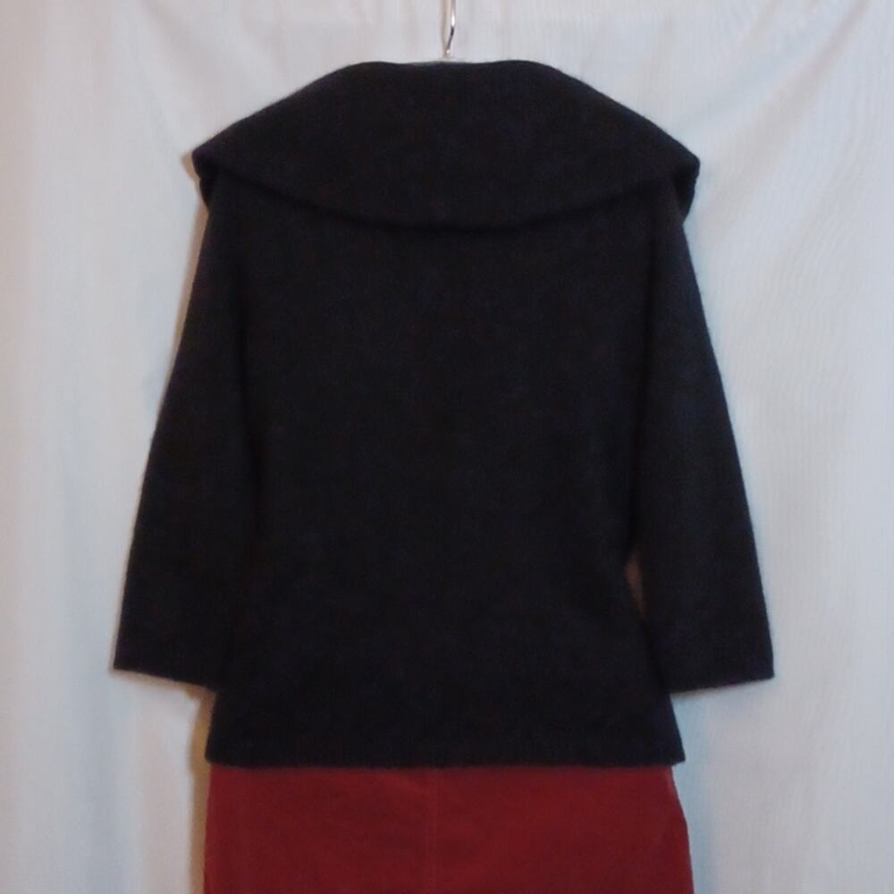 ANN TAYLOR Women's Black Rabbit Hair & Wool Blend Sweater Blouse Size M. - Picture 6 of 13